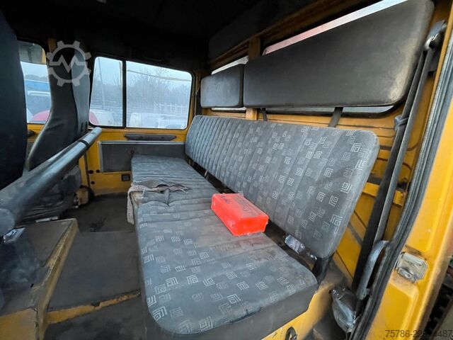 Lastbilsmonterad kran UNIMOG U 5000 Doka Pritsche/ PK 10.502 A/ AC/ AHK/ EU 3