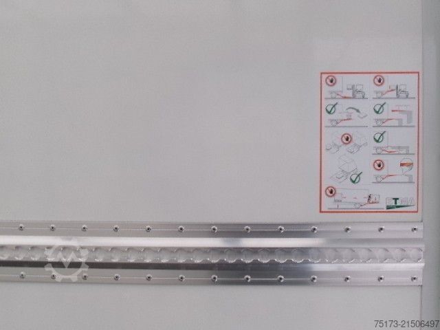 Vrachtwagen met bakwagen FORD Transit 350L4 Trend AT Koffer LWB Xenon Kam ACC