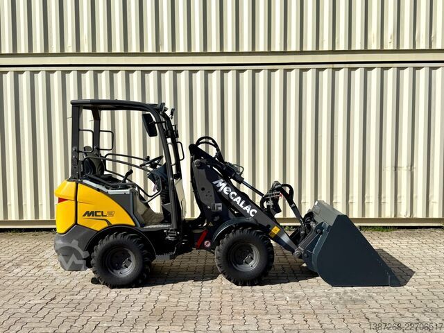 Cargadora de ruedas MECALAC MCL2 / Neuwertig / inkl. Schaufel