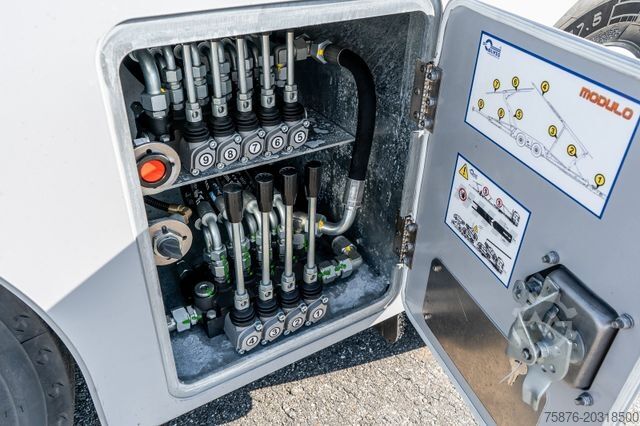 Autószállító teherautó DAF XF Autotransporter für 6 PKW'S VDI Zertifiziert