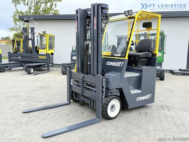 Čtyřsměrný vysokozdvižný vozík Combilift CB4000 TRIPLEX 5200 FREE-LIFT POSITIONER