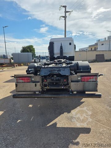 ανυψωτικό φορτηγό με γάντζο IVECO XWAY 260ST58
