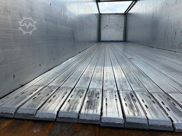 Pohyblivá podlaha Knapen Trailers K200 - 92m3 2x Liftachse 10mm NL TUV 09-2026