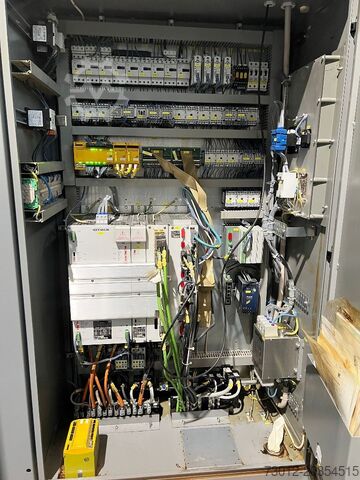 Vertikální obráběcí centrum DMG DMC 1035 V
