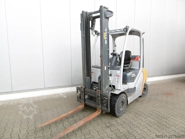 Carretillas elevadoras de GLP STILL RX 70-25 T