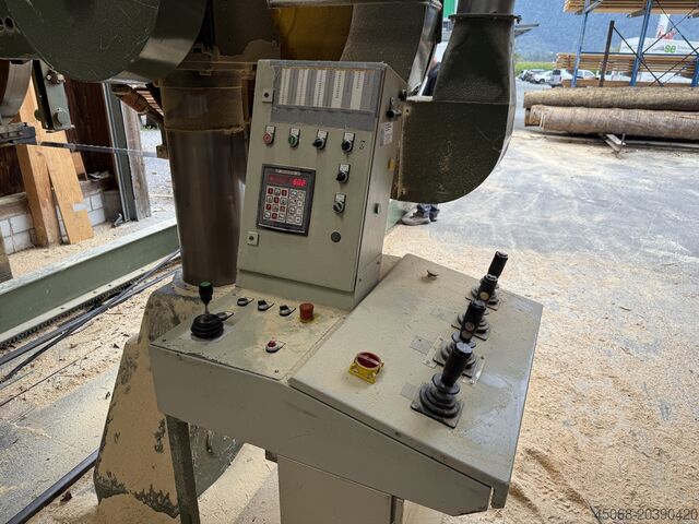 Ferăstrău orizontal cu bandă pentru bușteni BÖGLI ARL125