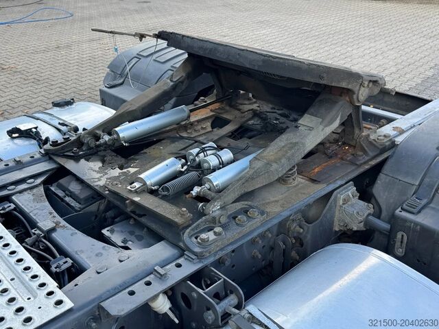 Volume-SZM Renault Magnum 520 Low Deck Hefschotel Euro 5