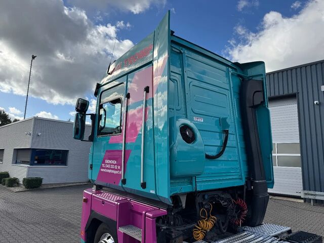 Volume-SZM Renault Magnum 520 Low Deck Hefschotel Euro 5