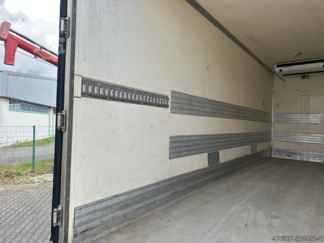 Kühlkoffer-LKW DAF LF 260 / Thermo King 1000 R Spectrum / LBW