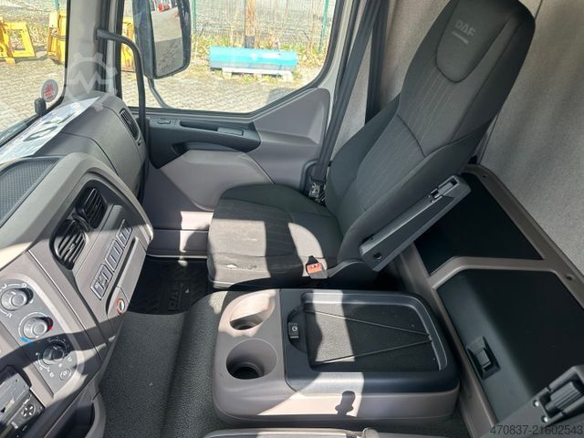 Kühlkoffer-LKW DAF LF 260 / Thermo King 1000 R Spectrum / LBW