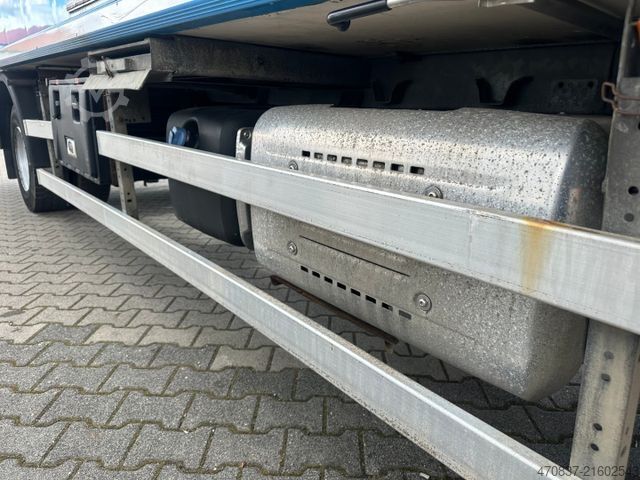 Kühlkoffer-LKW DAF LF 260 / Thermo King 1000 R Spectrum / LBW