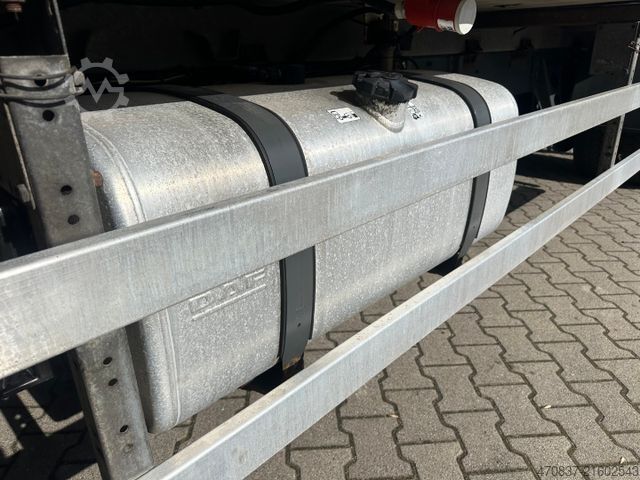 Kühlkoffer-LKW DAF LF 260 / Thermo King 1000 R Spectrum / LBW