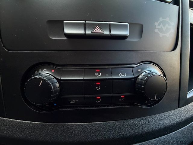 Minibus MERCEDES-BENZ Vito 109 Cdi Tourer Extra Lang 9Sitze Schiebetür