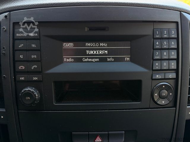 Minibus MERCEDES-BENZ Vito 109 Cdi Tourer Extra Lang 9Sitze Schiebetür