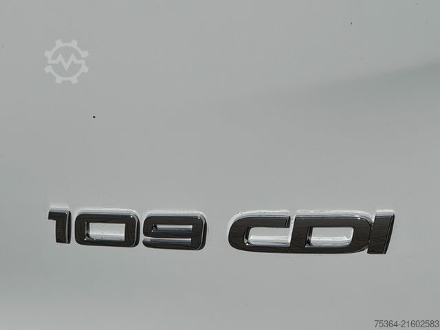 Minibus MERCEDES-BENZ Vito 109 Cdi Tourer Extra Lang 9Sitze Schiebetür