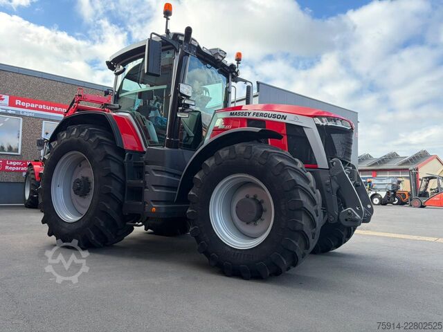 Ciągnik Massey Ferguson MF 8S. 205 Dyna VT