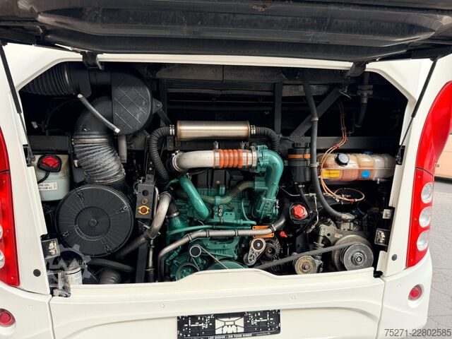 Autobus granturismo VOLVO 9900 HD, TOP