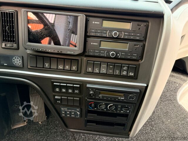 Autobus granturismo VOLVO 9900 HD, TOP