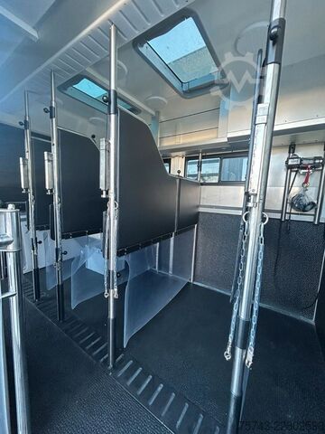Nákladní vůz pro přepravu dobytka MERCEDES-BENZ 2651 STX PRO-CAB. DOP. POP-OUT+POP-UP  EXKLUSIVE