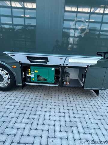 Nákladní vůz pro přepravu dobytka MERCEDES-BENZ 2651 STX PRO-CAB. DOP. POP-OUT+POP-UP  EXKLUSIVE