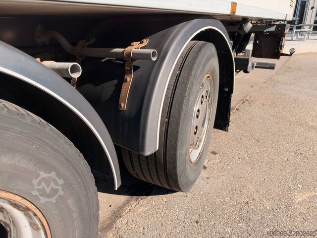 Koelwagen VOLVO FE320 6x2*4 Chereau Carrier Supra 1250 Euro 6