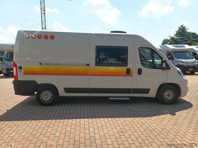 τροχόσπιτο Peugeot Boxer Carado CV600 del 2024 | Manuale | Completamente equipaggiato