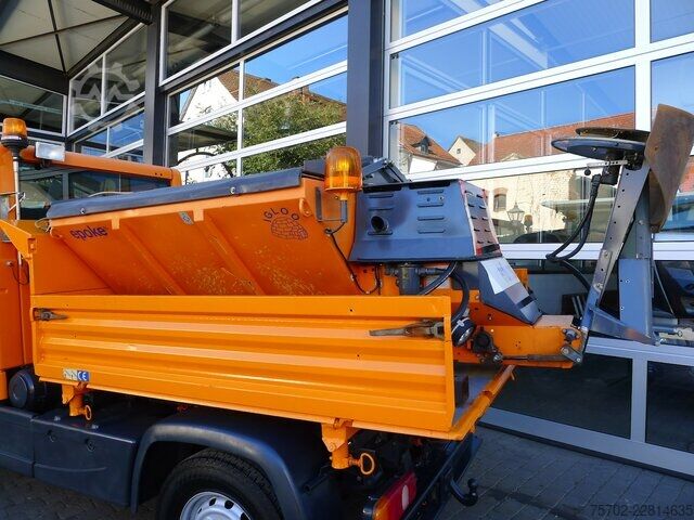 Van Multicar M 30 4x4 Allrad Winterdienst