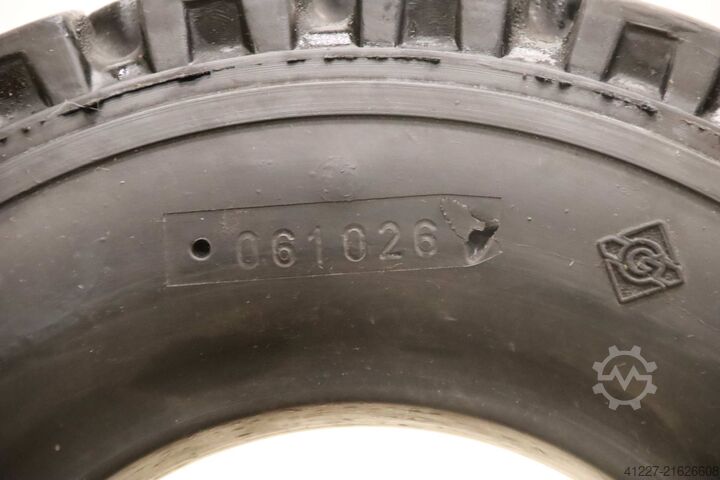 Neumáticos de caucho macizo Gumasol G.L.E  4.00-8