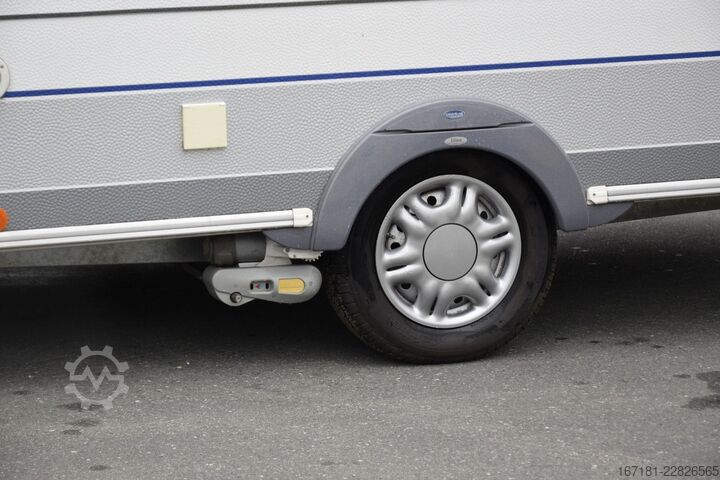 Caravan CARAVELAIR Antarex Luxe 400 mit Mover und Sackmarkise