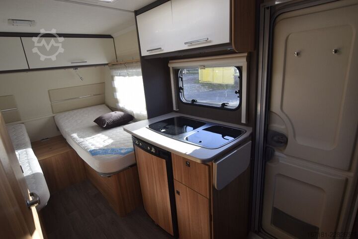 Caravan STERCKEMAN Starlet Comfort 450 LJ mit Mover und Markise