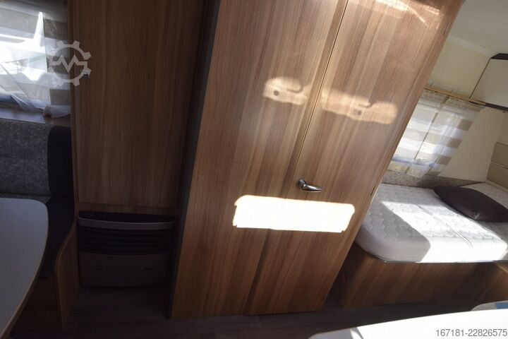 Caravan STERCKEMAN Starlet Comfort 450 LJ mit Mover und Markise