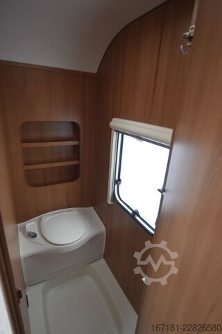 Caravan LMC Musica 470 D mit Mover und Markise