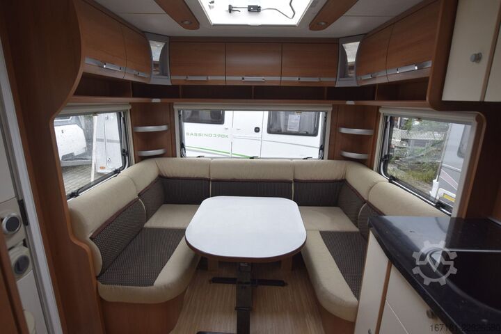 Caravan LMC Musica 470 D mit Mover und Markise
