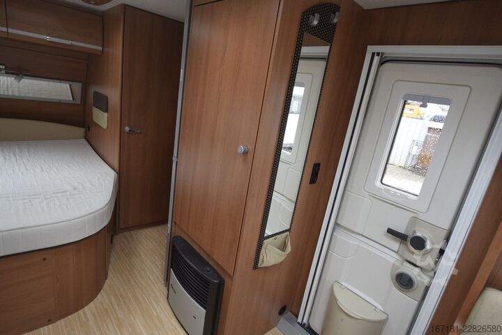 Caravan LMC Musica 470 D mit Mover und Markise