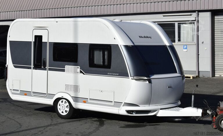 Caravan HOBBY On tour 390 SF mit Sonnensegel