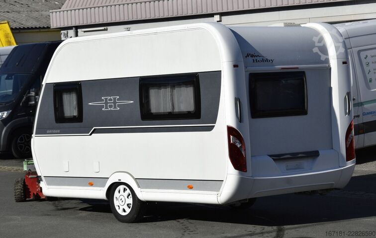 Caravan HOBBY On tour 390 SF mit Sonnensegel