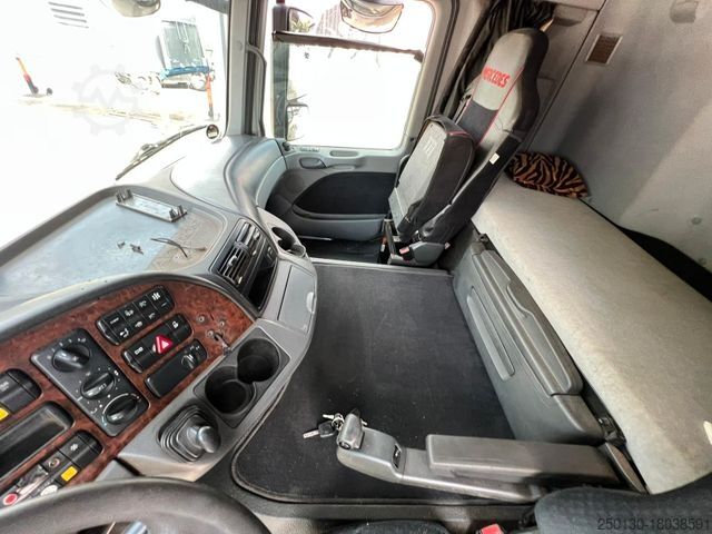 Haakarm vrachtwagen MERCEDES-BENZ Actros 2644 6x4 Müller Abrollkipper