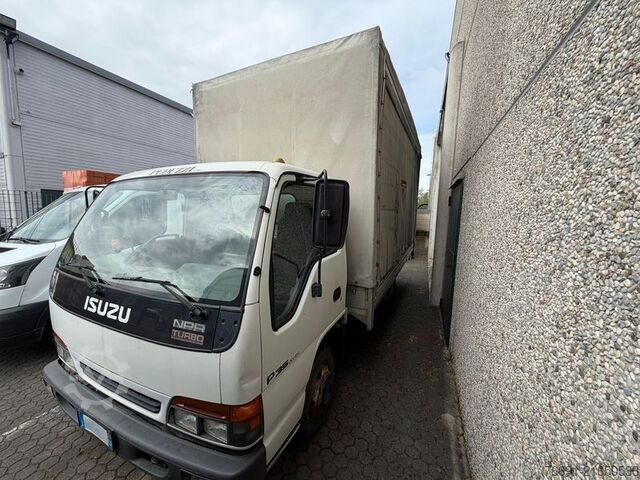 Curtain sider van Isuzu NPR 35 Centinato con Telo