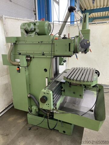 Universal tool milling machine with HEIDENHAIN TNC 131, universal milling machine. MAHO MH 600 P