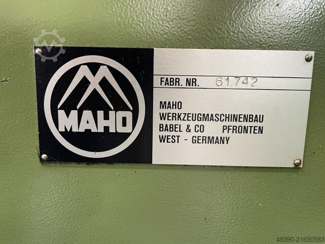Universal tool milling machine with HEIDENHAIN TNC 131, universal milling machine. MAHO MH 600 P