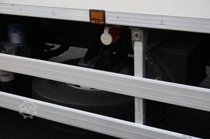 Kühlkoffer-LKW Renault D 280E6 Wide CS 1250 City Strom Rolltor+LBW FRC