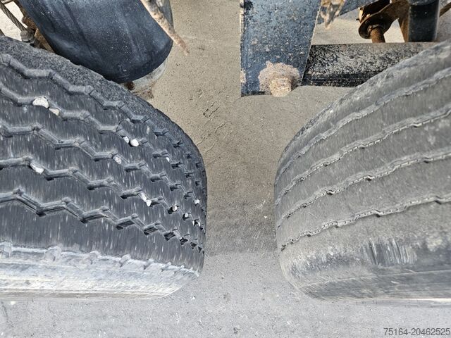 Dreiseitenkipper Anhänger Kögel SKM 18