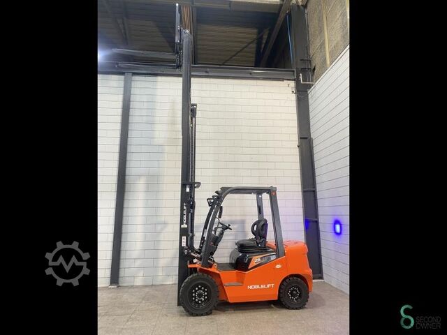 Gabelstapler Noblelift CPD25-AF1H
