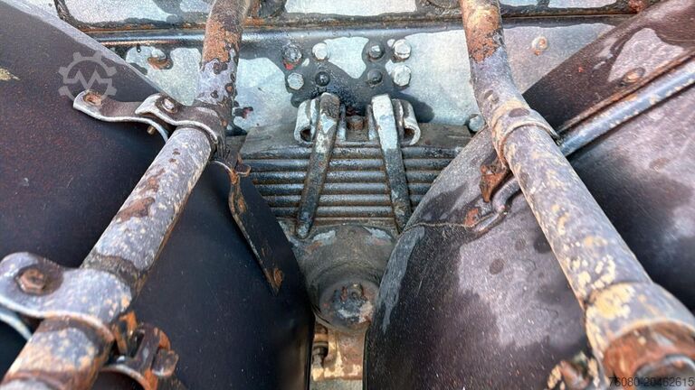 3-zijdenkipper Iveco Eurotrakker 260 E 34 (POMPE MANUELLE / MANUAL P...