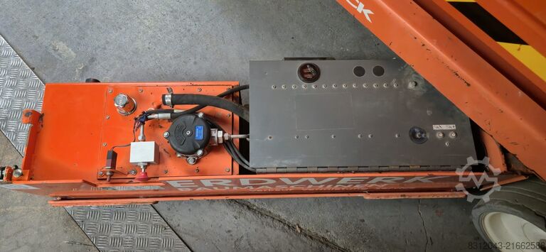 Scissor lift Skyjack SJ4740