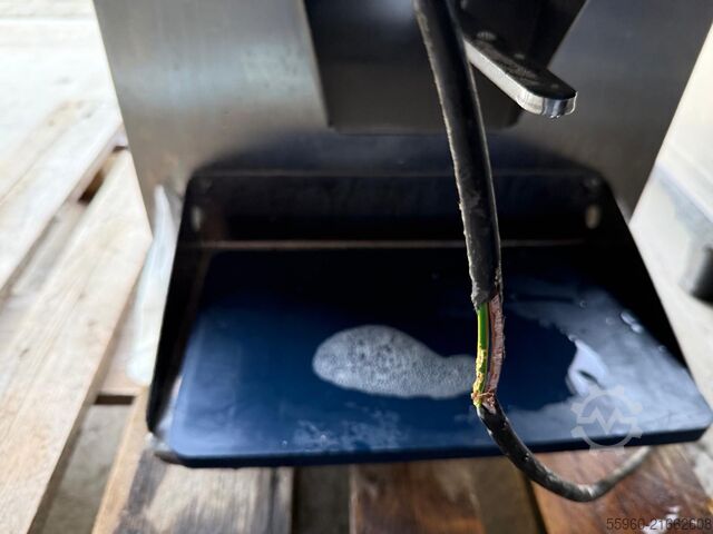 Staff Ice System BTX150 isterningsmaskine / ismaskine 150 kg/24 t, årgang 2022 Staff Ice System BTX150 Eiswürfelmaschine / Eisbereiter 150 kg/24h Bj. 2022 Staff Ice System BTX150 Eiswürfelmaschine / Eisbereiter 150 kg/24h Bj. 2022