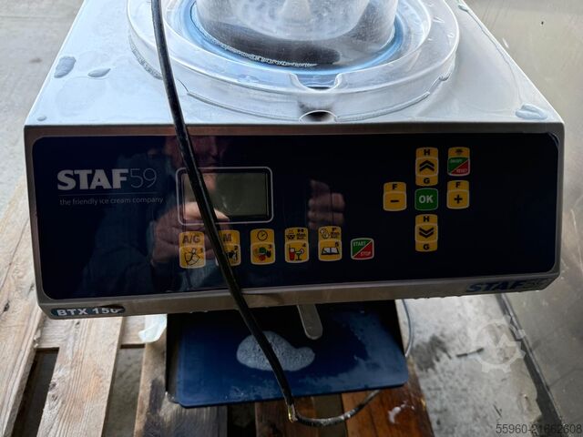 Staff Ice System BTX150 isterningsmaskine / ismaskine 150 kg/24 t, årgang 2022 Staff Ice System BTX150 Eiswürfelmaschine / Eisbereiter 150 kg/24h Bj. 2022 Staff Ice System BTX150 Eiswürfelmaschine / Eisbereiter 150 kg/24h Bj. 2022