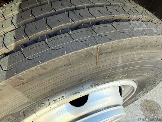 Box van MERCEDES-BENZ ATEGO 818 L Koffer 6,10 m LBW 1 to.*AHK*EURO 6 E