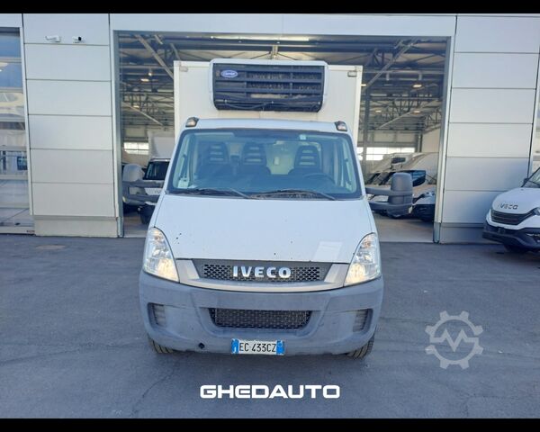 Özelleştirilmiş panelvan IVECO DAILY 70C17 CON GRUPPO FRIGO PATENTE C