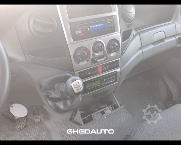 Özelleştirilmiş panelvan IVECO DAILY 70C17 CON GRUPPO FRIGO PATENTE C
